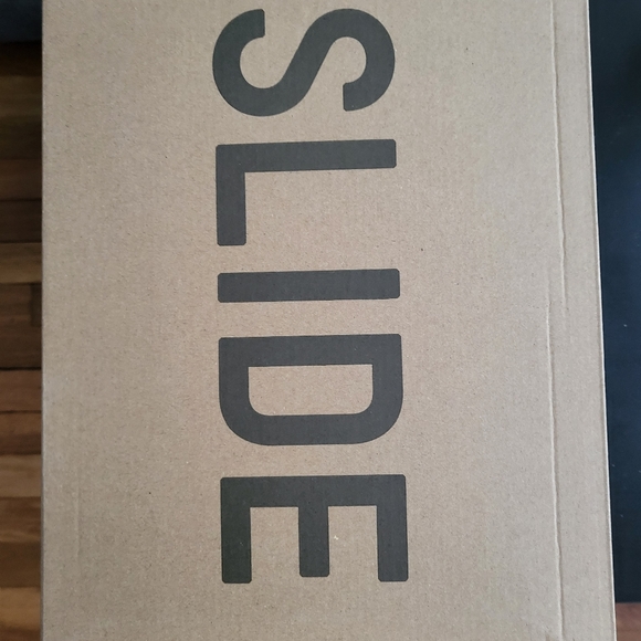 Yeezy Onyx Slides 100% Authentic - Picture 7 of 7